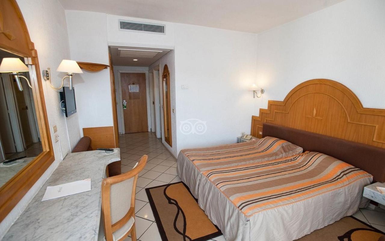 Riviera Hotel - Family Only Port El Kantaoui Exterior photo