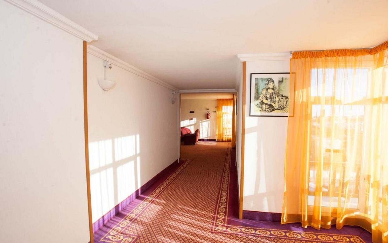 Riviera Hotel - Family Only Port El Kantaoui Exterior photo