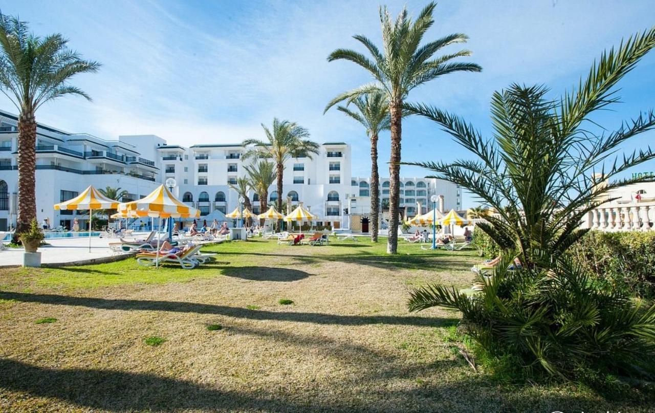 Riviera Hotel - Family Only Port El Kantaoui Exterior photo